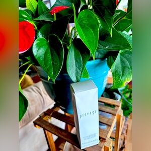 New “Authentic” Elizabeth Arden PREVAGE® Anti-Aging Treatment Boosting Cleanser